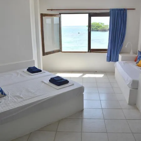 Bed & Breakfast Casa Eden - Oceanario Islas Del Rosario Cartagena